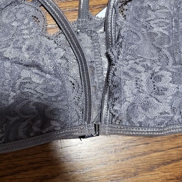 Dolls Kill x Daydream Nation Racerback Lace Bralette Grey Small - Picture 2 of 4